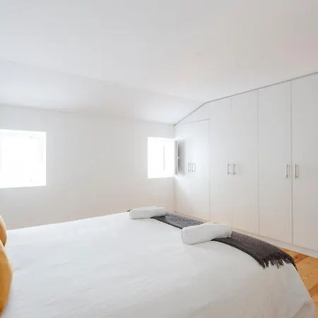 Double With Private Wc In Shared House In Downtown Privatunterkunft